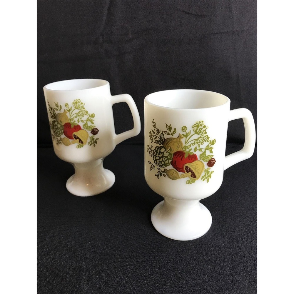 Lot Of 2 Vintage Corning Ware Spice Of Life Milk Glass Pedestal Mugs Mushroom